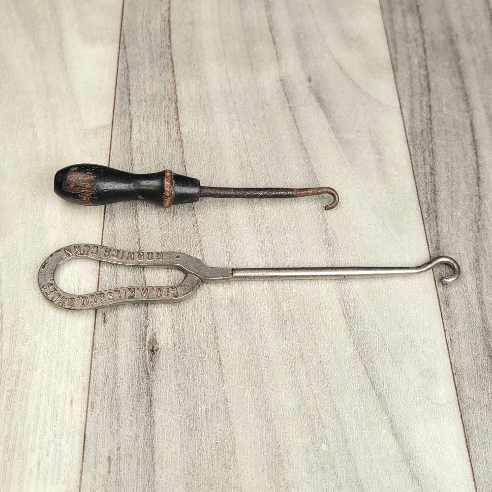 Advertising Button Hook Geo. W. Kies & Co. Shoes Norwick, Conn. Plus Wooden Hook - Picture 4 of 10